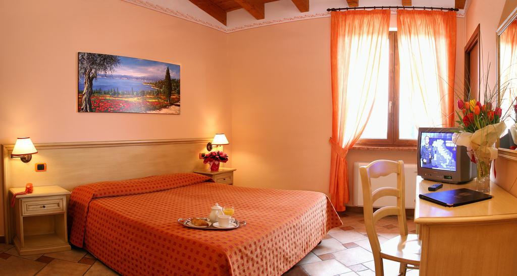 La Zerla Bed & Breakfast Bardolino Cameră foto